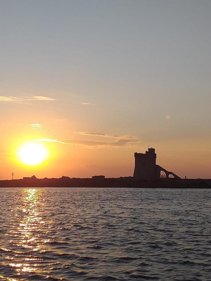 Baia Di Torre Squillace Сант'Ізідоро Екстер'єр фото