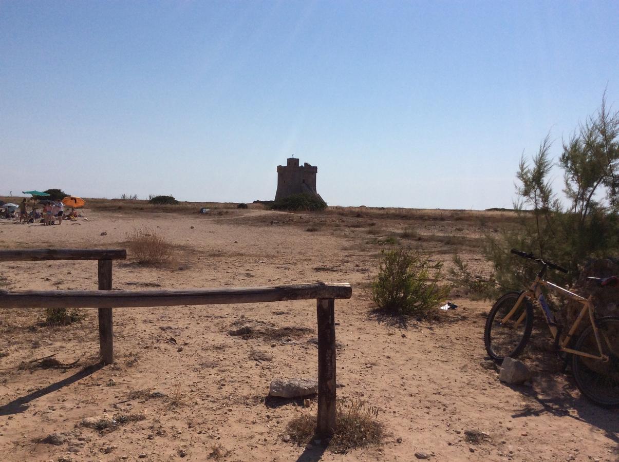 Baia Di Torre Squillace Сант'Ізідоро Екстер'єр фото